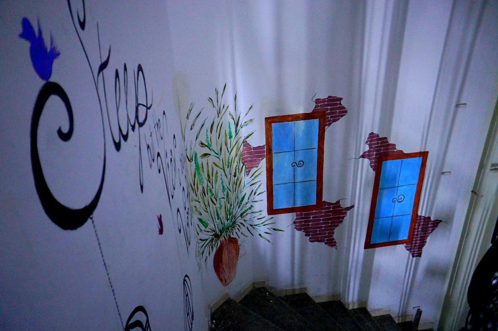 Little Bucharest Old Town Hostel Ruang foto